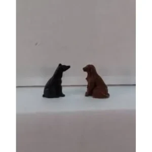 Figures-A1132 - 2 Sitting Dogs - Quality Trains and Accessories Galore