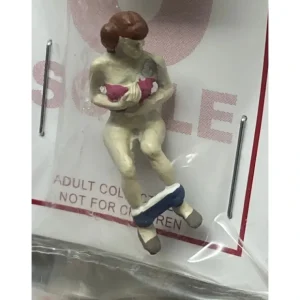 Figures-A1302 - FEMALE OCCUPANT - Quality Trains and Accessories Galore