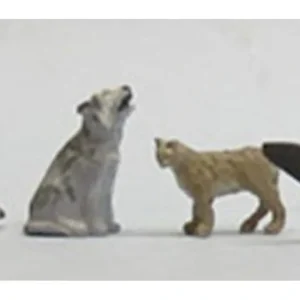 Figures-a1611 - Howling Wolf and Bobcat - Quality Trains and Accessories Galore