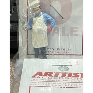 Figures-A1474 - Man Cooking - Quality Trains and Accessories Galore