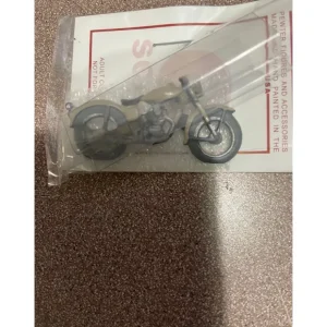 Figures-A1171 - Motorcycle / Civilian - Quality Trains and Accessories Galore