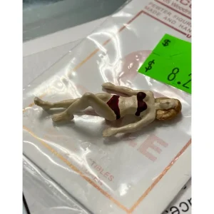 Figures-A1293 - Sunbather - Quality Trains and Accessories Galore