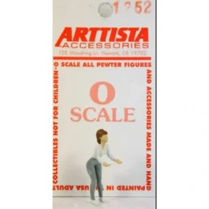 Figures-A1252 - Waiting Mom - Quality Trains and Accessories Galore