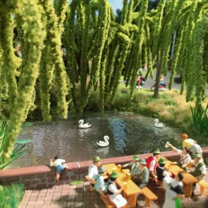 Busch 5482 HO Animated Pond with 3 Swimming Swans - Quality Trains and Accessories Galore