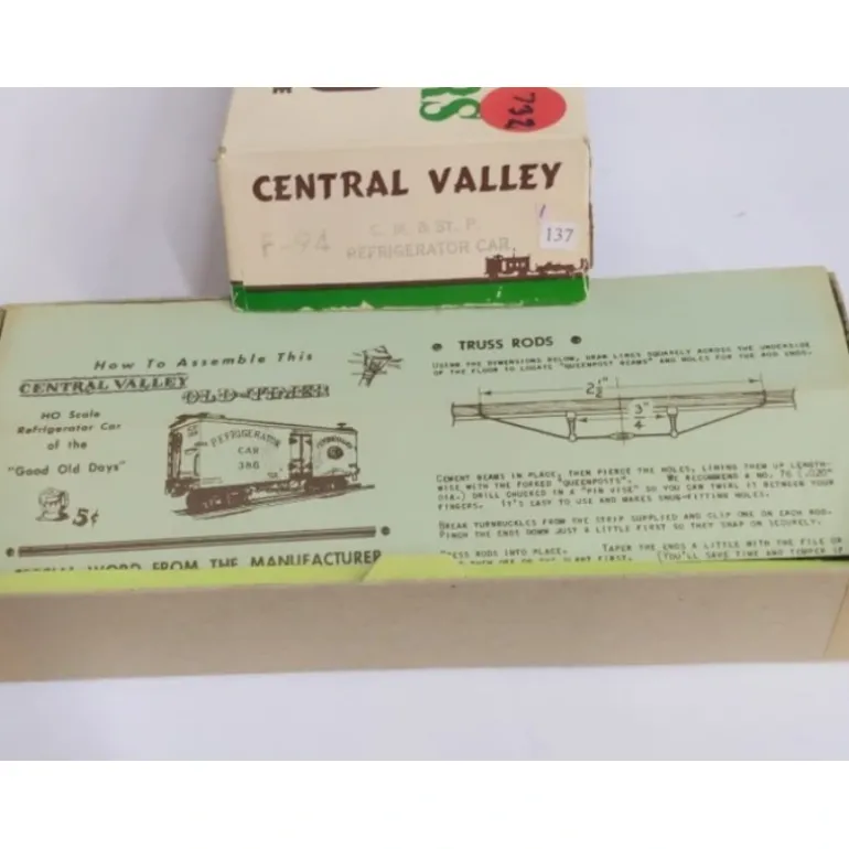 Central Valley Models F-94 HO Old Timers C.M.& ST.P Refridgerator Car Kit - Quality Trains and Accessories Galore
