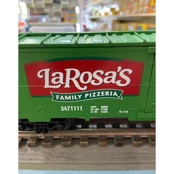 Rolling Stock-30-78237 - LaRosas Pizzeria Modern Reefer Car #3471111 - Quality Trains and Accessories Galore